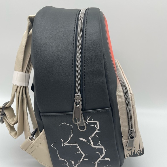 Loungefly Disney Hocus Pocus Binx Black Cat Glow-In-The-Dark Mini Backpack - Picture 9 of 9